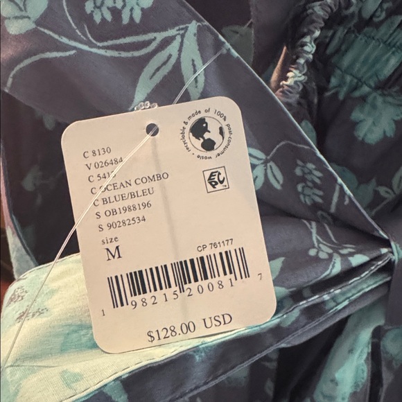 Free People Meet Me In Maui Mini Sz Medium - NWT - Picture 11 of 11